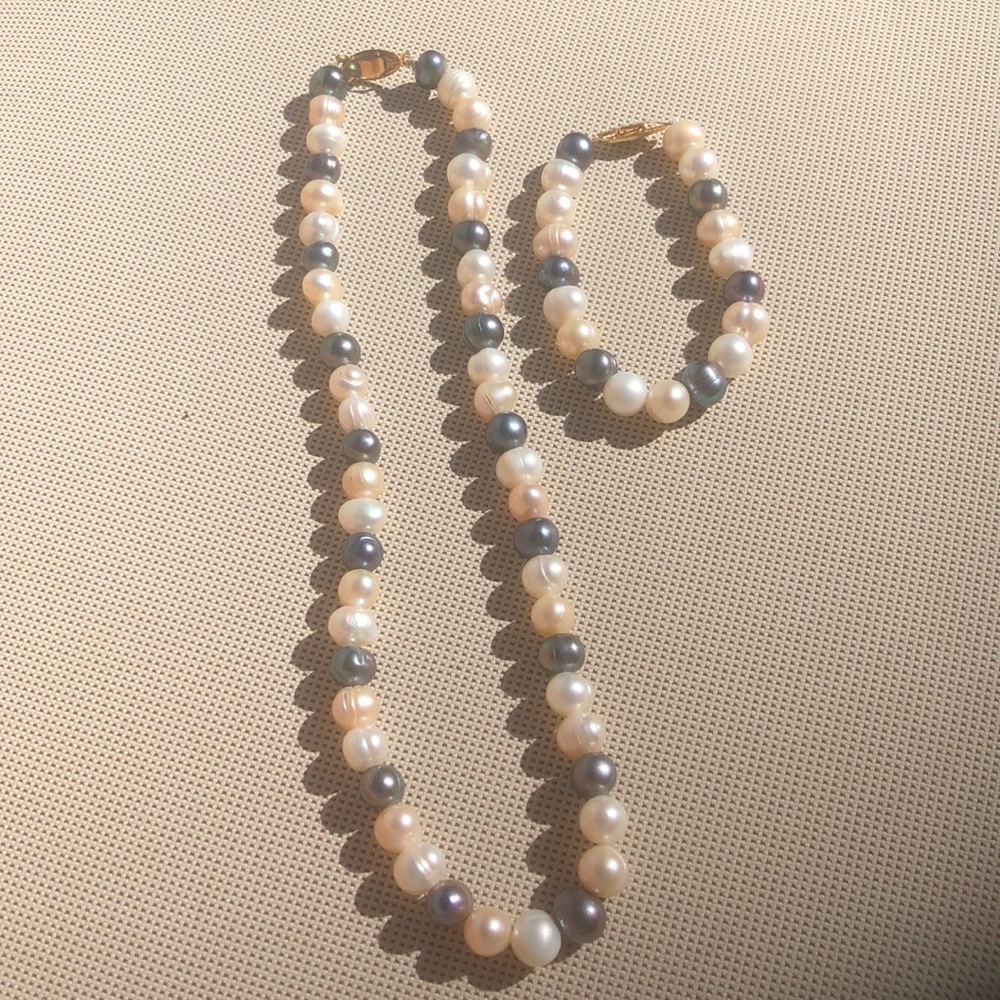 Tri-color Freshwater Pearls necklace and bracelet set, NEW!